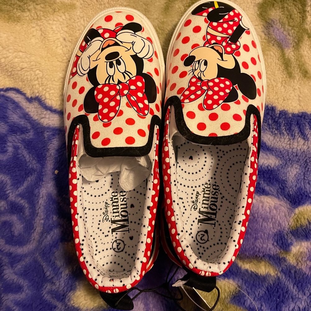 Disney Minnie Mouse Kids Slip-On Shoes - Red and White